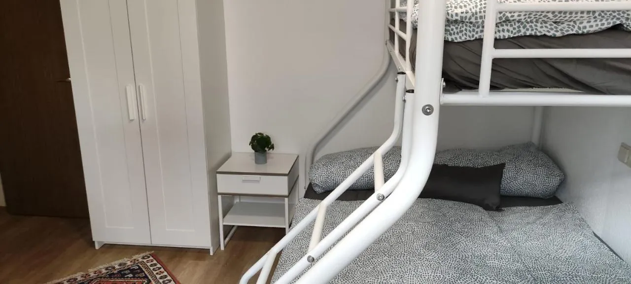 Ideales Monteurzimmer Fuer Bis Zu 3 Personen In Bester Lage L 1 Minute Zum Bahnhof L Innenstadtnaehe L Kueche L Free-Wlan L Willkommen Im Hallo!-Apartment 3 Bad Wörishofen Apartament
